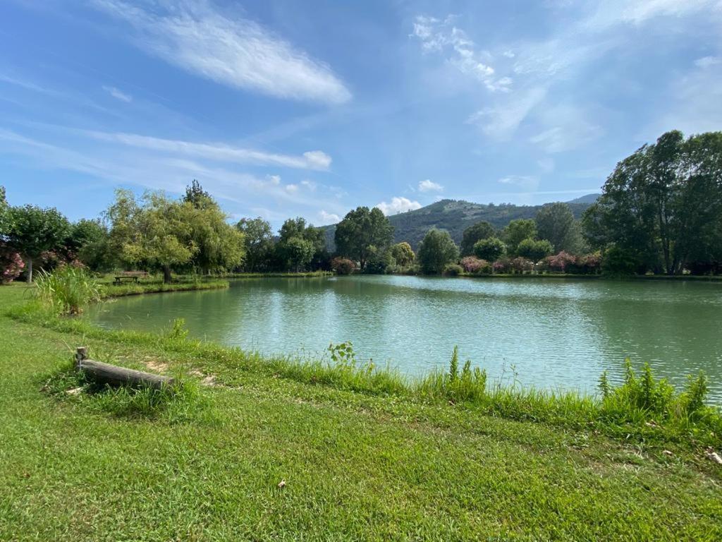 Domaine Du Lac De La Vallee La Roquette-sur-Siagne Exteriér fotografie