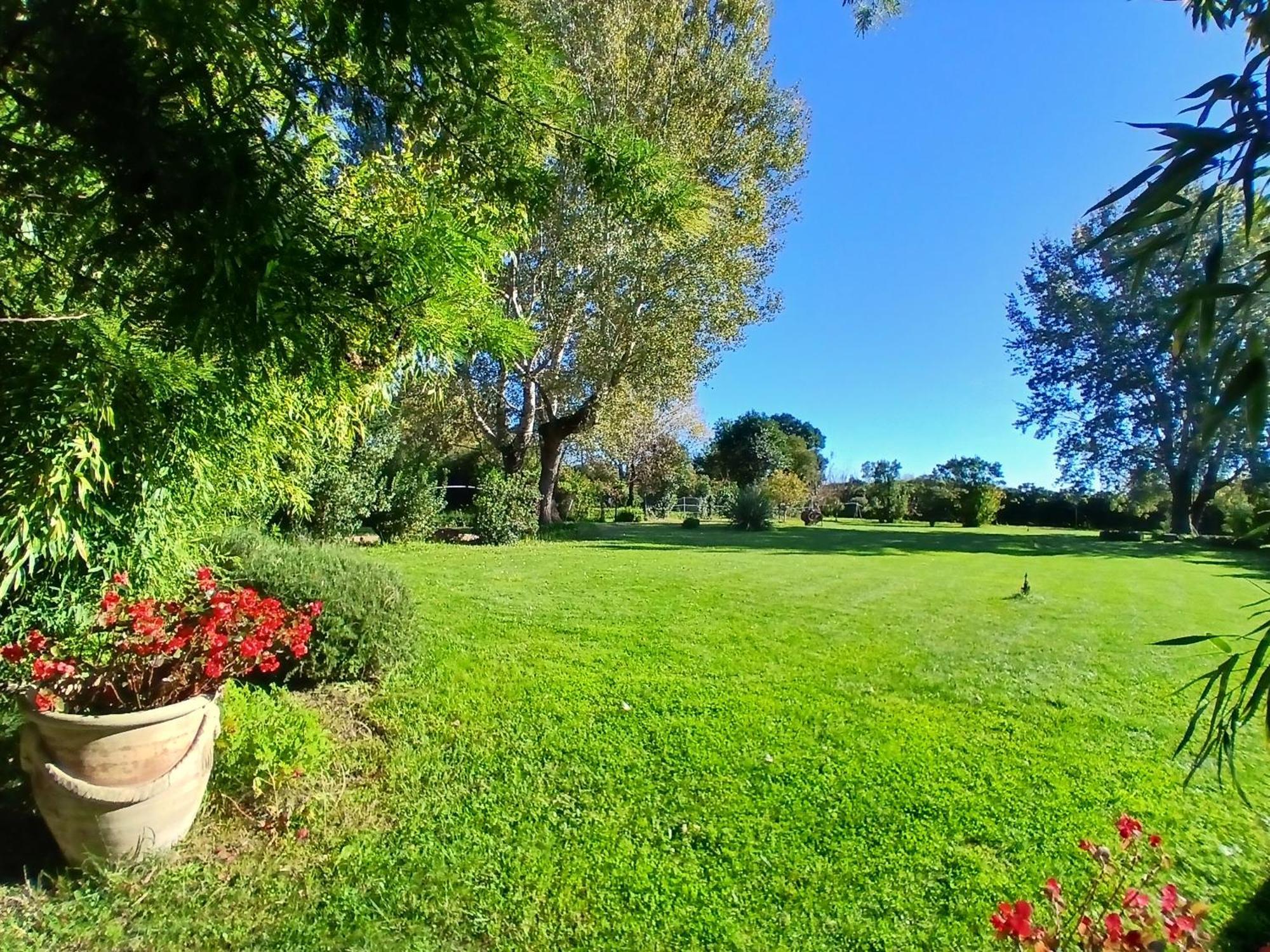 Domaine Du Lac De La Vallee La Roquette-sur-Siagne Exteriér fotografie